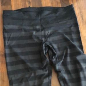 Lululemon striped running Capri